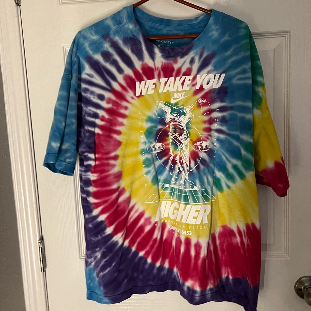 Nike Travis Scott Men’s ‘We Take You Higher’ Tie Dye Rainbow
